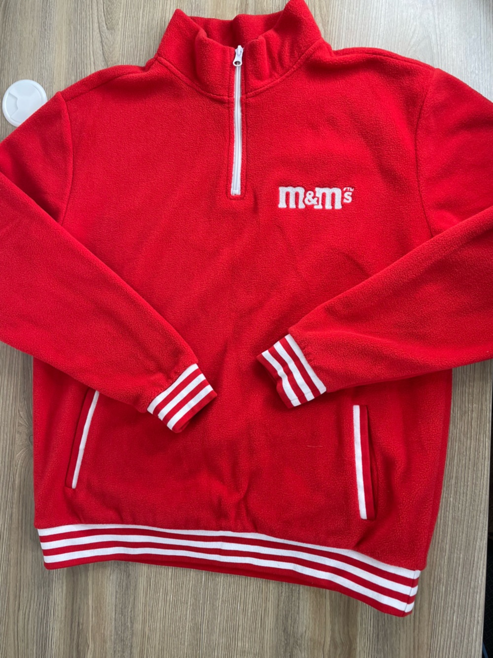 M&M’s World Red Fleece Quarter Zip Pullover Sweatshirt Striped Cuffs Large - Picture 2 of 8
